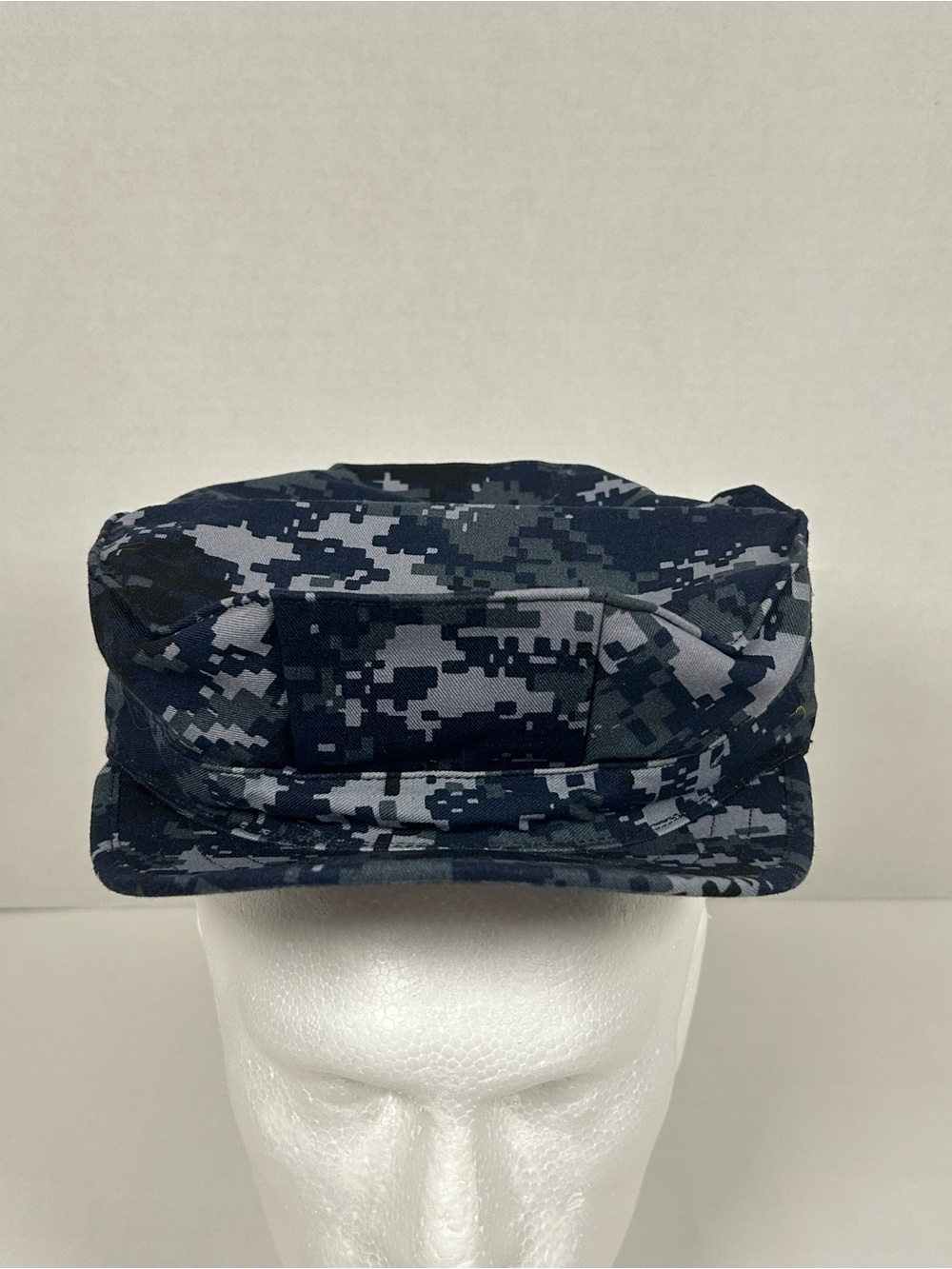 Size 7 3/8 US Navy Blue Digital Blueberry Hat Utility Point Cap